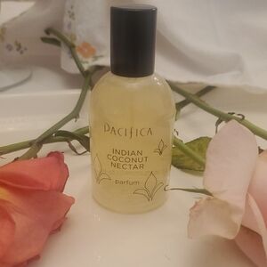 Pacifica Parfume Indian Coconut Nectar